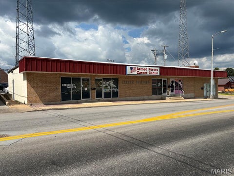 Tiny photo for 100 W 10th Street, Rolla, MO 65401 (MLS # 26045710)