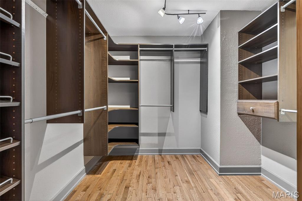 Ashford Place 02 - Residential