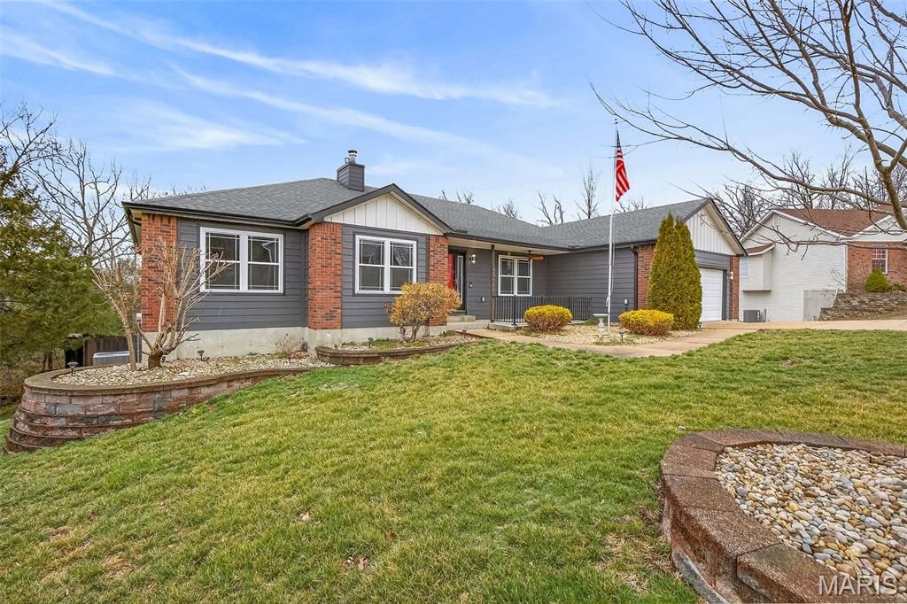 Photo of 45 Ashford Place, Festus, MO 63028 (MLS # 26012806)