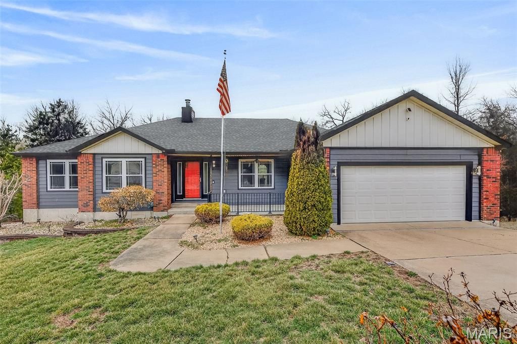 Photo of 45 Ashford Place, Festus, MO 63028 (MLS # 26012806)