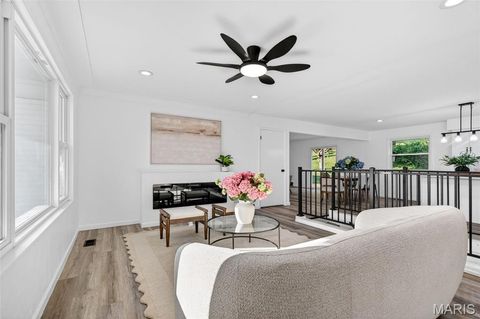 Tiny photo for 3036 Cherokee Lane, St Charles, MO 63301 (MLS # 26031395)