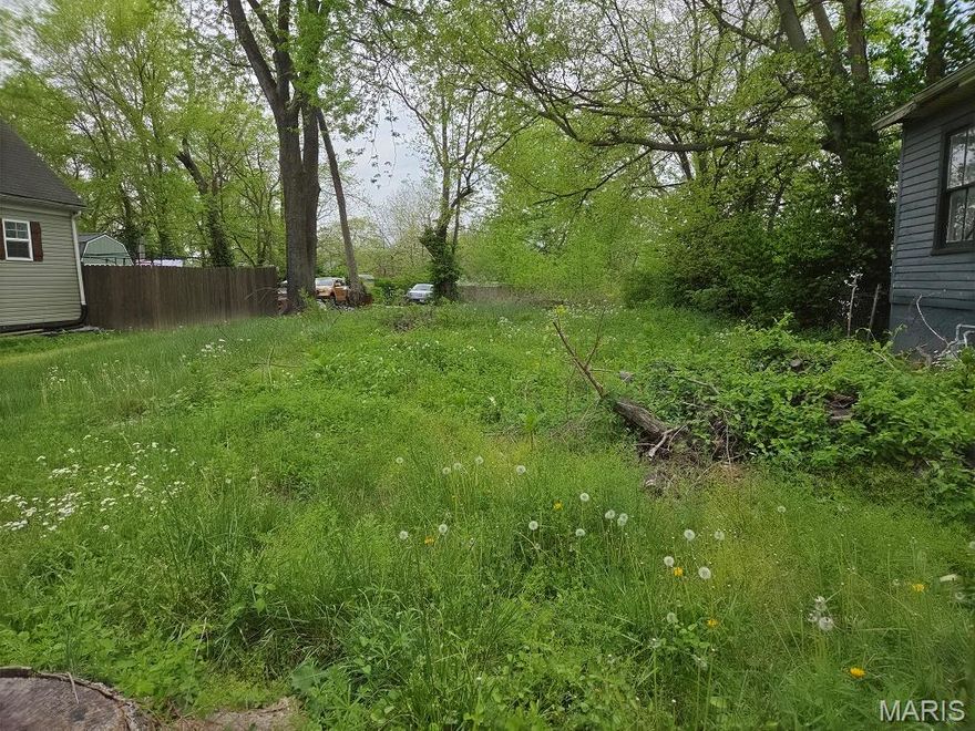 Vacant Lot. Excellent opportunity for builders and investors. Don't miss out!!