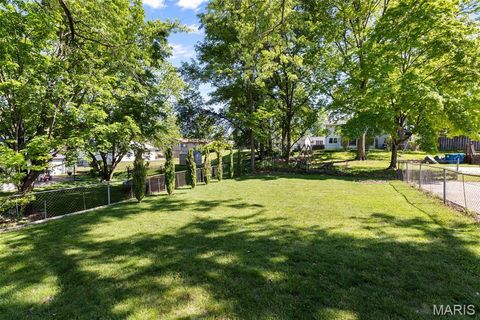 Tiny photo for 829 Forest Village Drive, Ballwin, MO 63021 (MLS # 26025438)