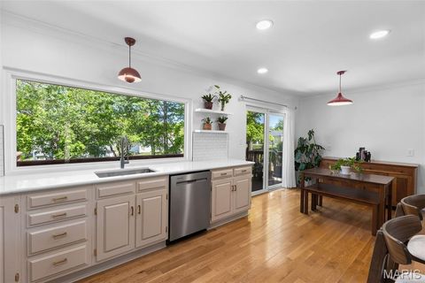 Tiny photo for 829 Forest Village Drive, Ballwin, MO 63021 (MLS # 26025438)