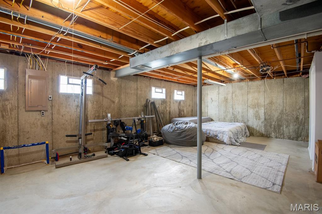 New England Village 5 - Residential