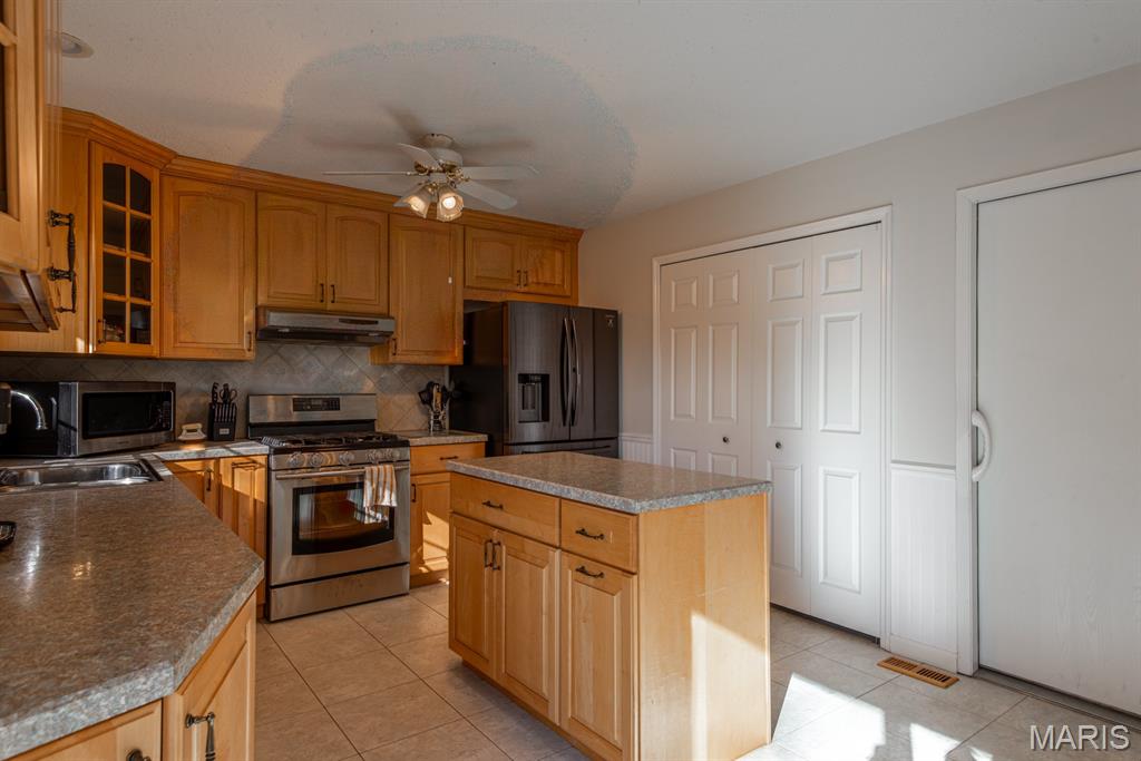 New England Village 5 - Residential