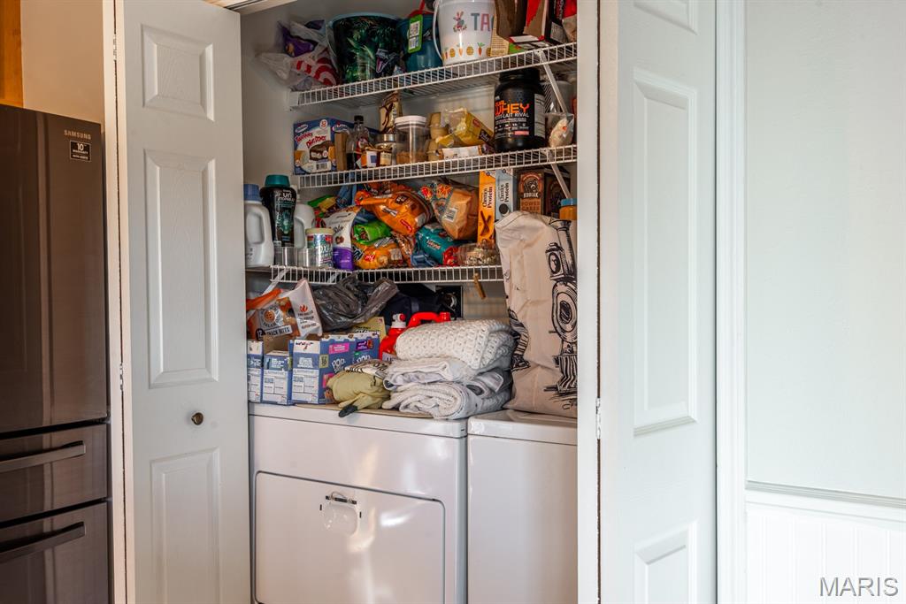 New England Village 5 - Residential