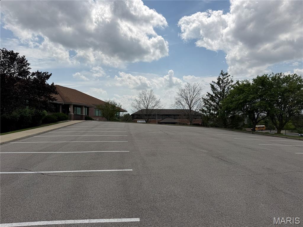 Hawk Ridge Bus Park - Commercial Lease