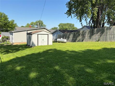 Tiny photo for 322 State Street, Washington, MO 63090 (MLS # 26030910)