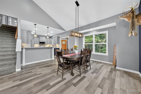 Tiny photo for 6 Spring House ct, Troy, MO 63379 (MLS # 25064078)