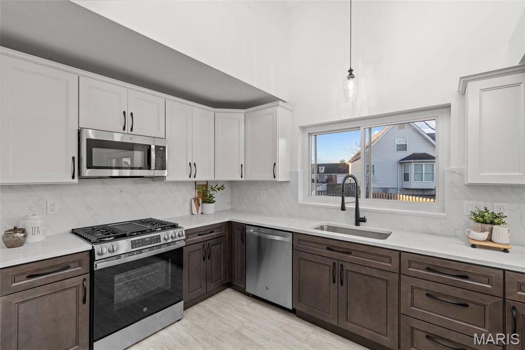 Chesterfield Farms One - Residential