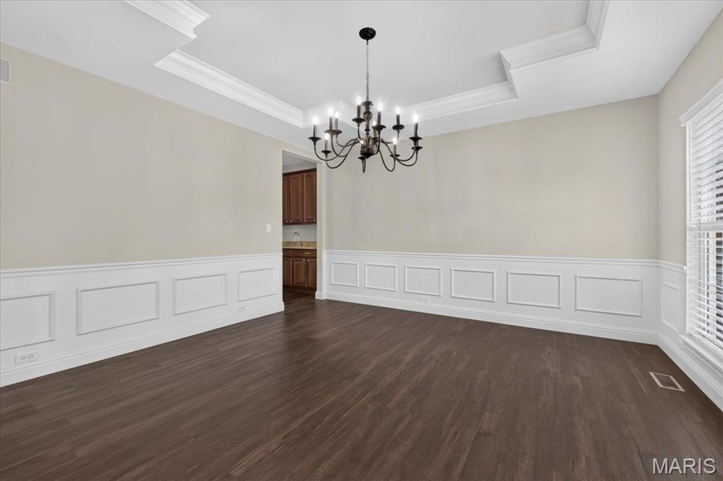 20 Creek Pass Court