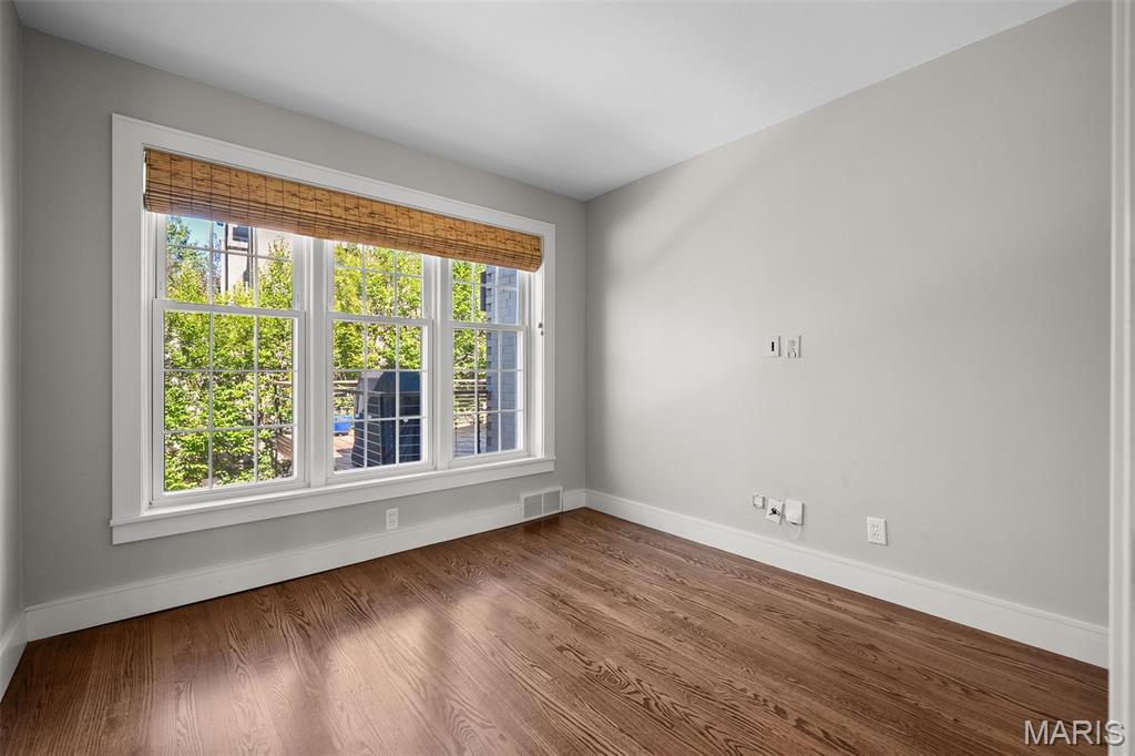 Clayton Gardens 2 - Residential