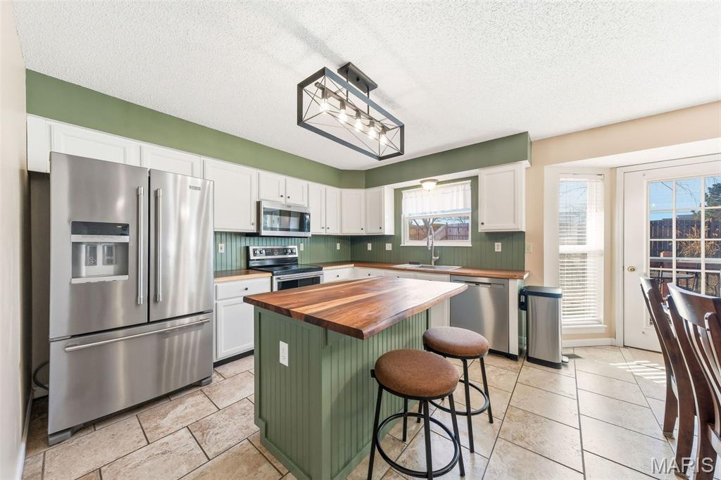 Country Crossing Manor #2 - Residential