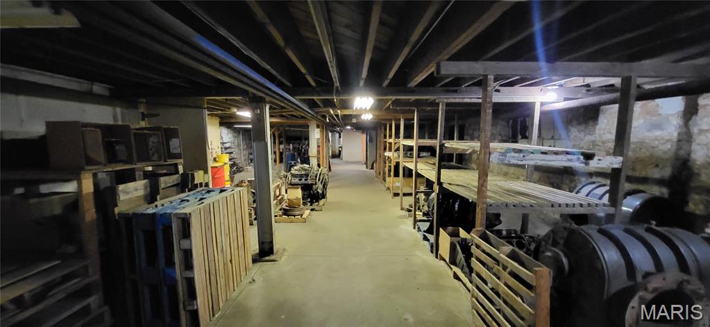 Hortons Add - Commercial Sale