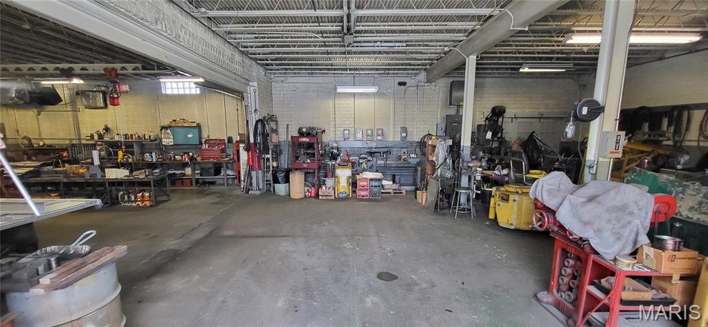 Hortons Add - Commercial Sale