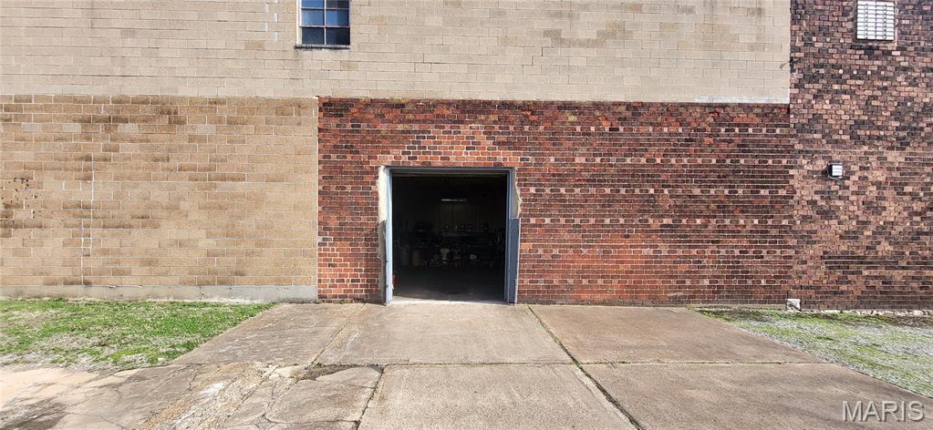 Hortons Add - Commercial Sale