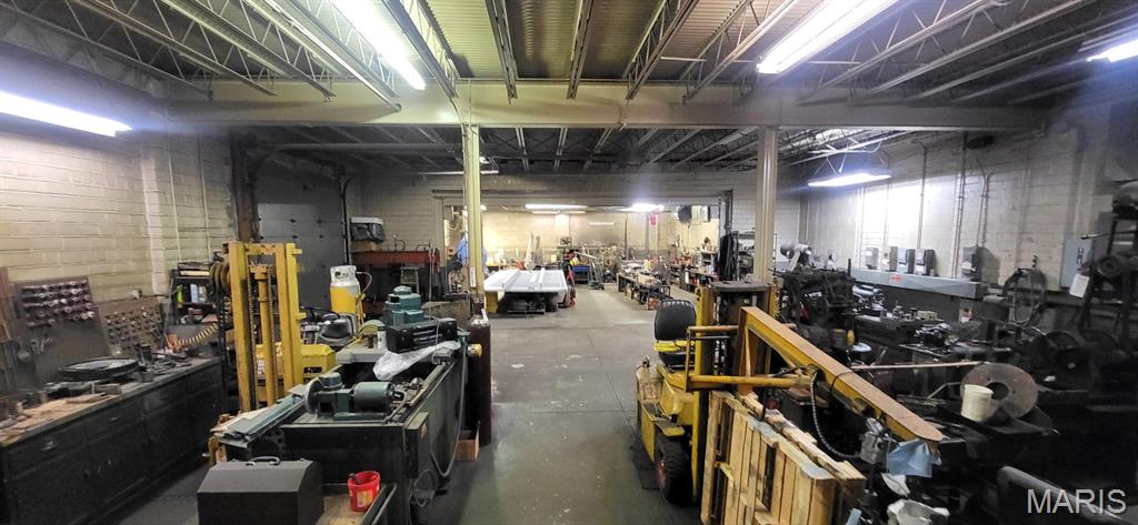 Hortons Add - Commercial Sale