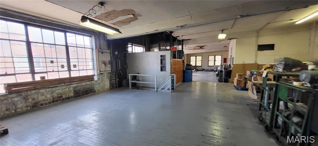 Hortons Add - Commercial Sale