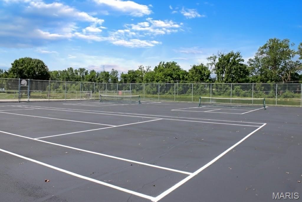 Meadow Ridge Condos Ph1 Stg2 - Residential Lease