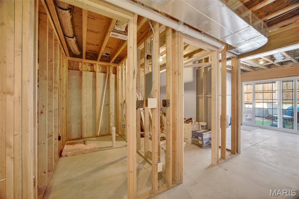 FLATWOOD ESTATES - Residential