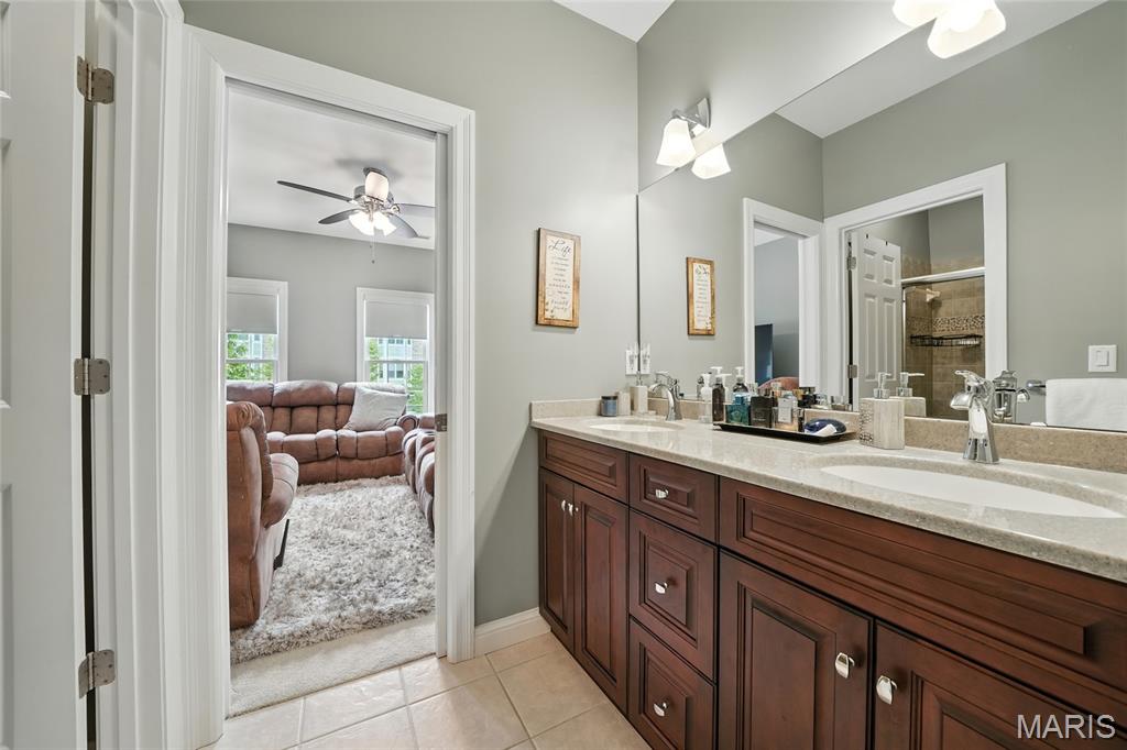 Croydon Place Condo - Residential