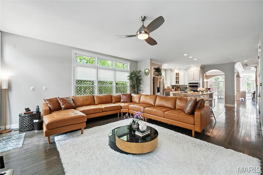 Croydon Place Condo - Residential