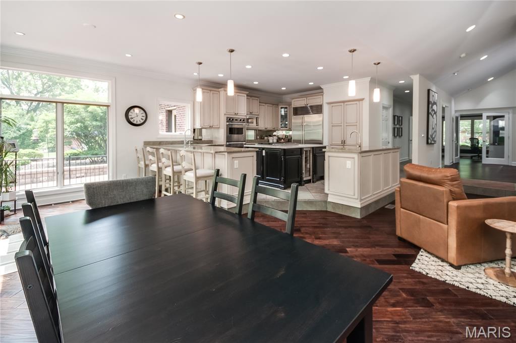 Ladue Estates Units 3 - Residential