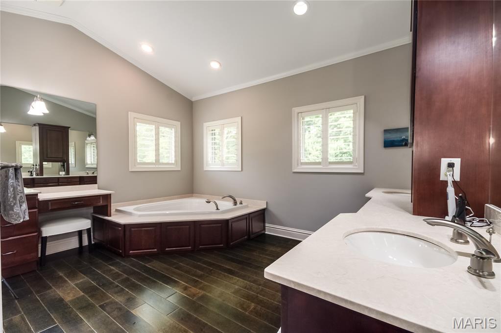 Ladue Estates Units 3 - Residential