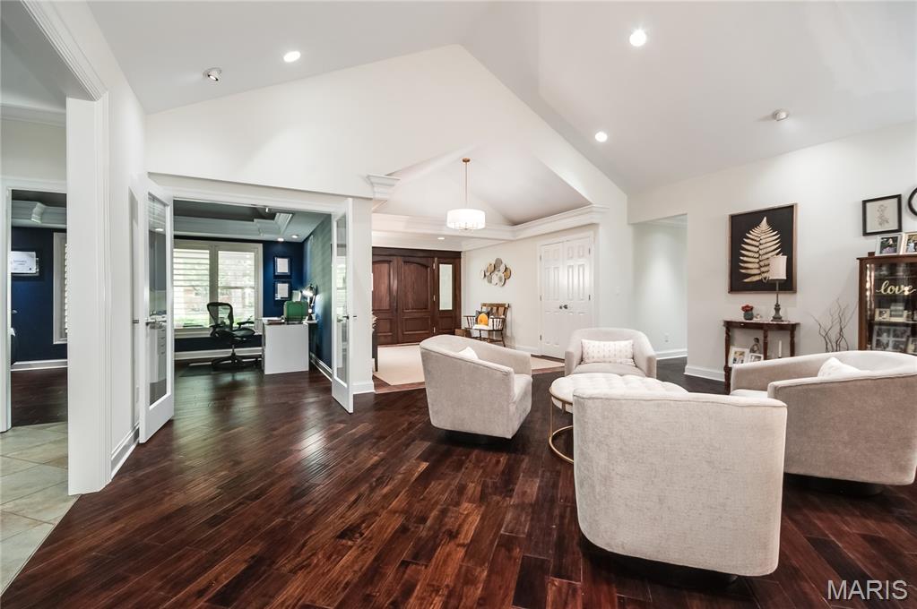 Ladue Estates Units 3 - Residential