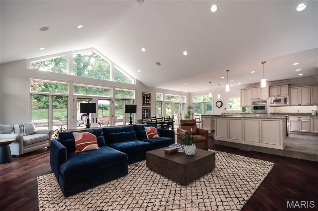 Ladue Estates Units 3 - Residential