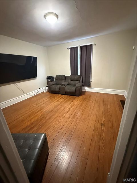 Tiny photo for 154 Adelle Avenue, Ferguson, MO 63135 (MLS # 26030773)
