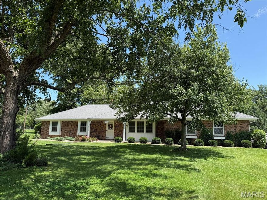 This fully updated, all brick home is packed with upgrades and offers over 2,000+ sq ft of finished living space! Enjoy peace of mind with a brand new 30-year roof and a lifetime waterproofed basement—beautifully remodeled and ready to enjoy. The home features 2 fully renovated bathrooms plus an updated half bath, along with modern finishes throughout. Space, style, and major improvements already done for you