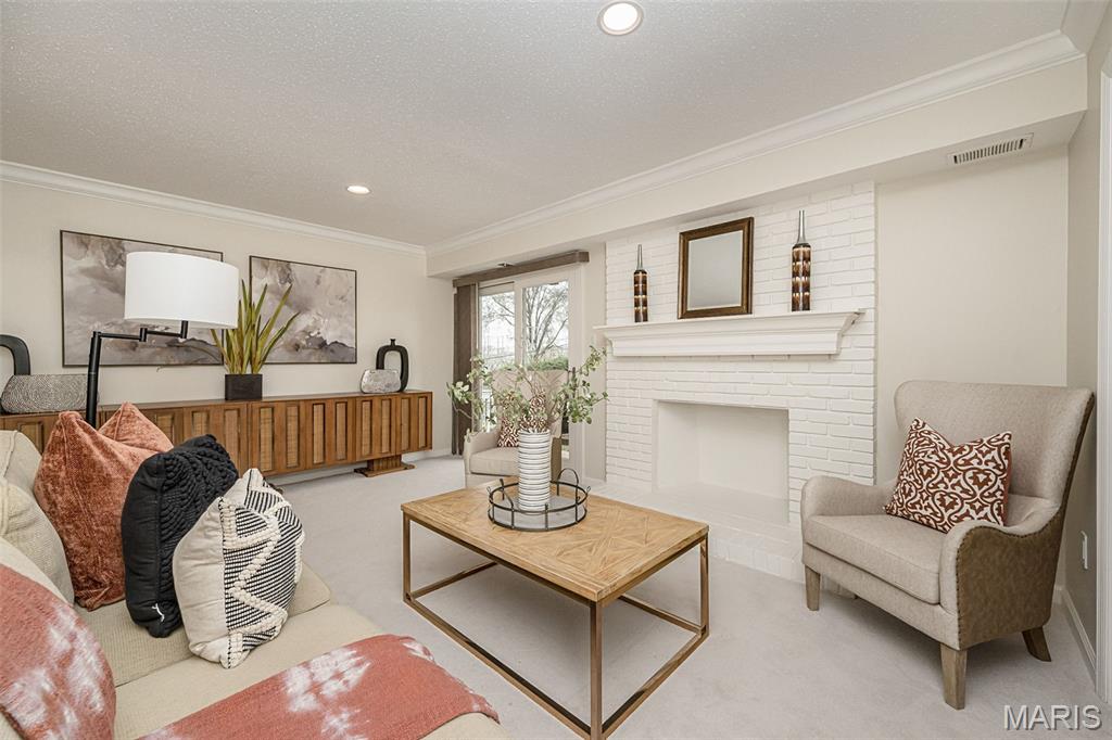 Parkway Gardens Village 1 Condo - Residential