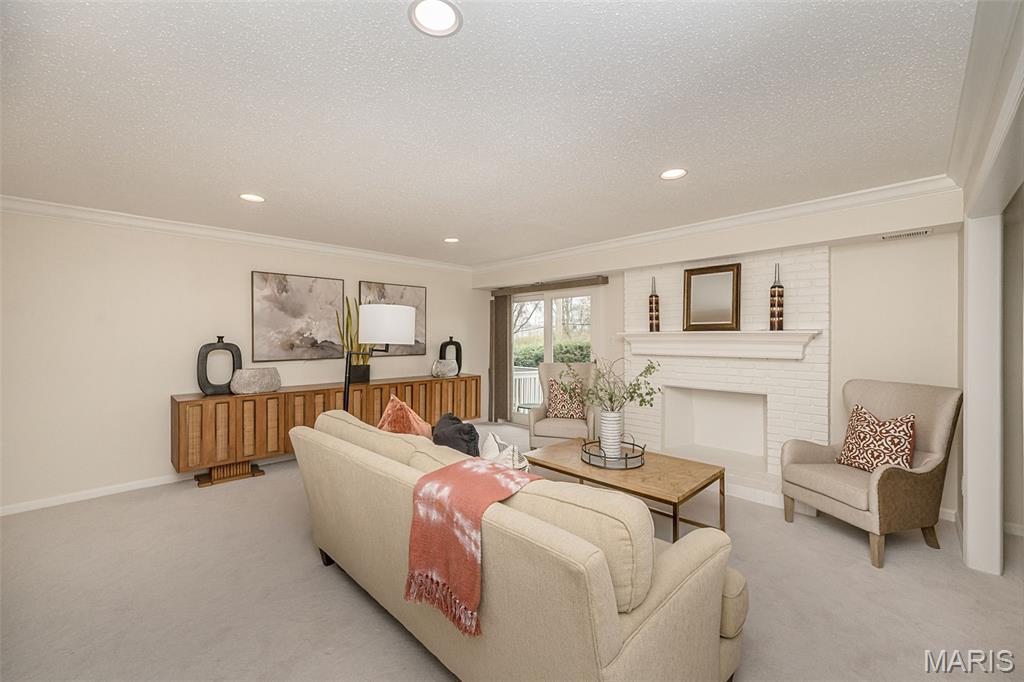 Parkway Gardens Village 1 Condo - Residential