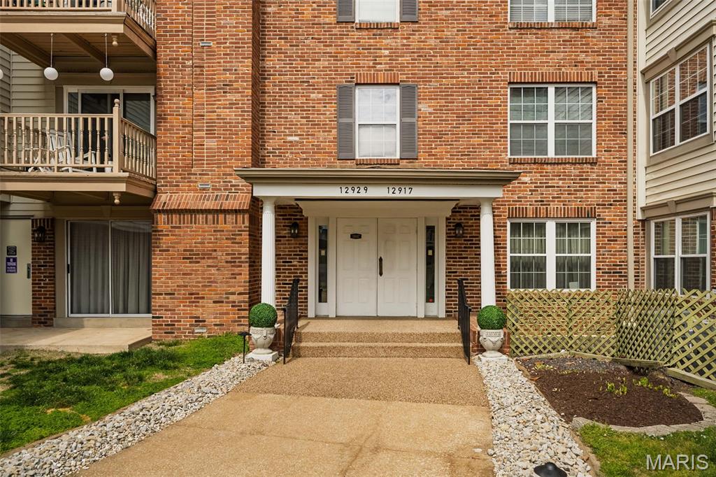 Parkway Gardens Village 1 Condo - Residential