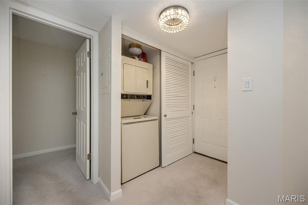 Parkway Gardens Village 1 Condo - Residential