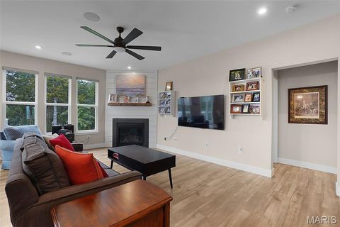 Tiny photo for 2 Spinney Bough Court, Wentzville, MO 63385 (MLS # 25070050)