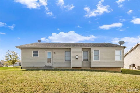 Tiny photo for 5 Rockford Court, Troy, MO 63379 (MLS # 26063032)