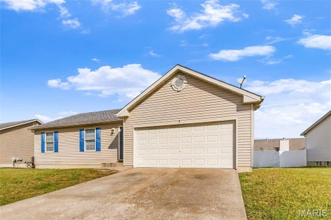 Tiny photo for 5 Rockford Court, Troy, MO 63379 (MLS # 26063032)