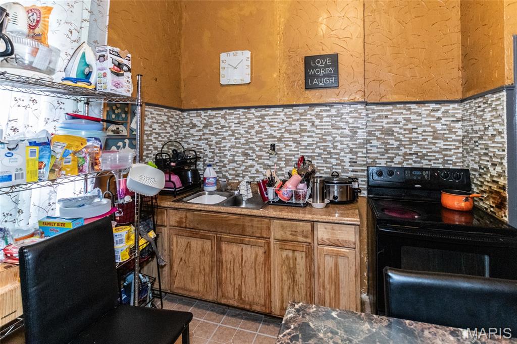 St Louis, Missouri 63107, United States, 4 Bedrooms Bedrooms, ,2 BathroomsBathrooms,Residential,Active,156379