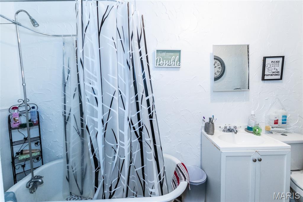 St Louis, Missouri 63107, United States, 4 Bedrooms Bedrooms, ,2 BathroomsBathrooms,Residential,Active,156379