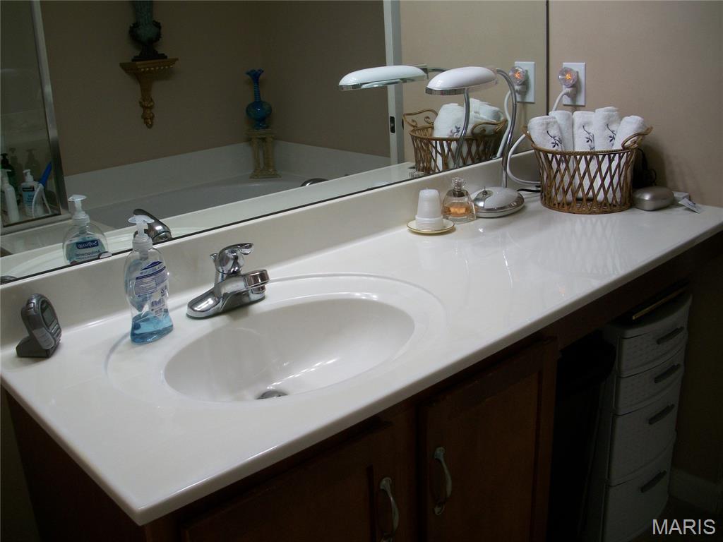 Lakeshore Villas At Stone Crest - Residential