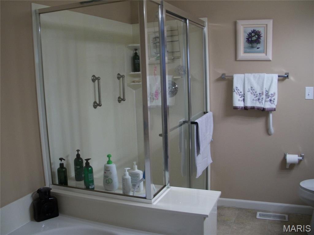 Lakeshore Villas At Stone Crest - Residential