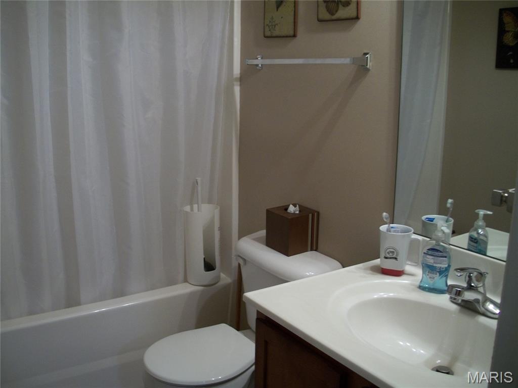 Lakeshore Villas At Stone Crest - Residential