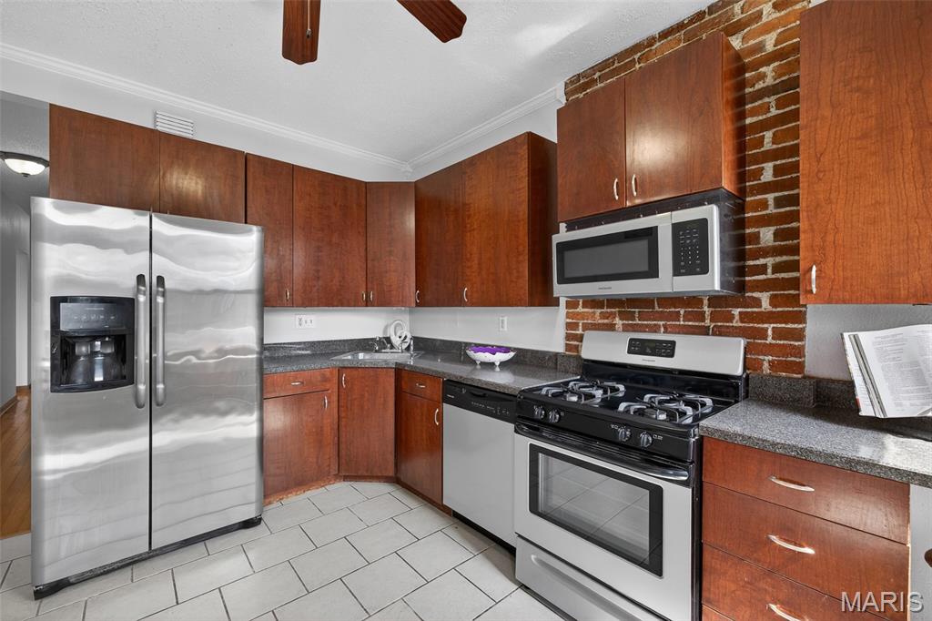 Botanical Place Condo - Residential Income