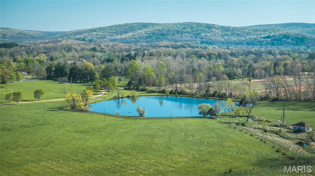 260 Kentucky Derby Lane