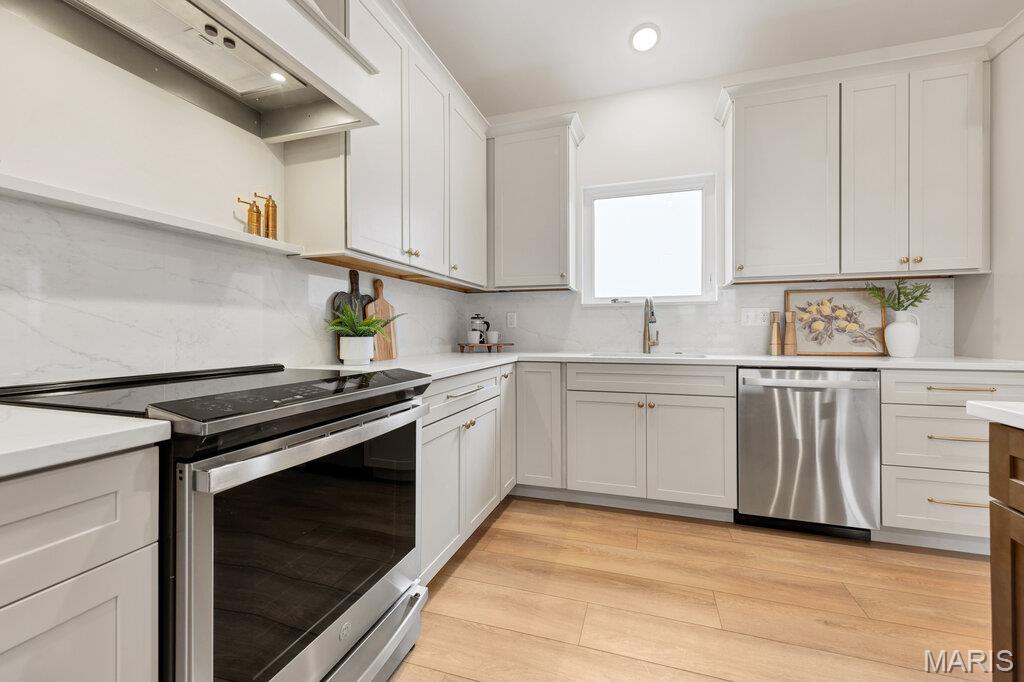 Falcons Pointe - Residential