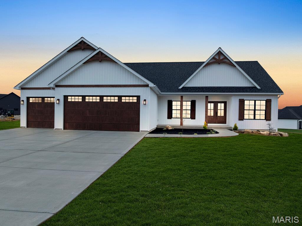 Falcons Pointe - Residential