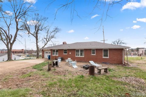 Tiny photo for 960 Chesterfield Parkway E, Chesterfield, MO 63017 (MLS # 26014542)
